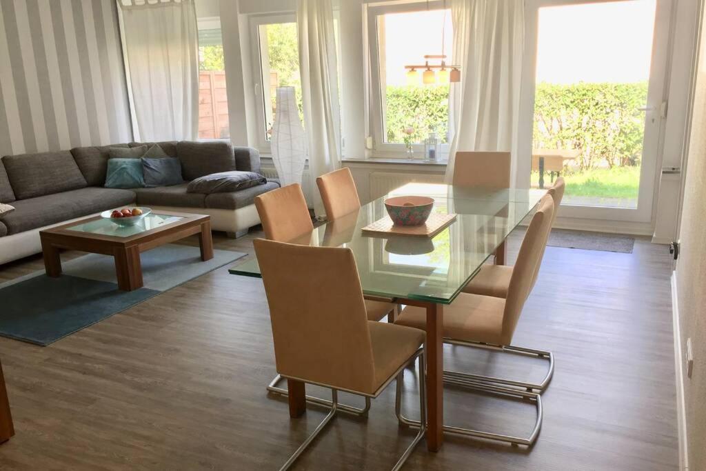 Apartment 120 Qm -3 Schlafzimmer-2 Baeder- Fuer 7 Gaeste Düsseldorf Exteriör bild
